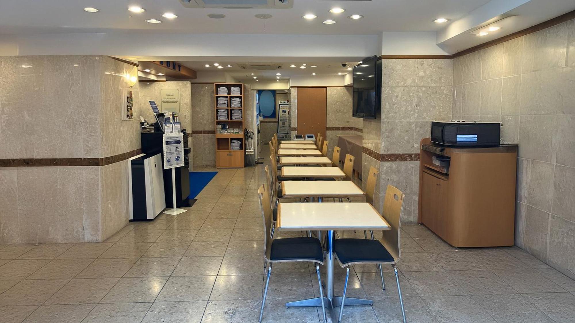 Toyoko Inn Tokyo Otsuka-Eki Kita-Guchi No 1 — Photos 2